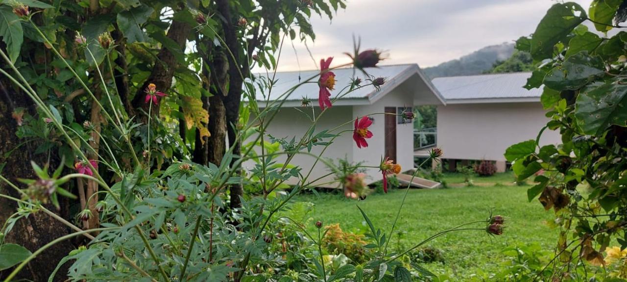 Bed and Breakfast Rancho Huacatay Monteverde Exterior foto